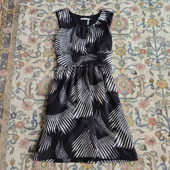 Classiques Entier Silk Black and White Palm Frond Sleeveless Midi Dress Women's - Picture 1 of 7